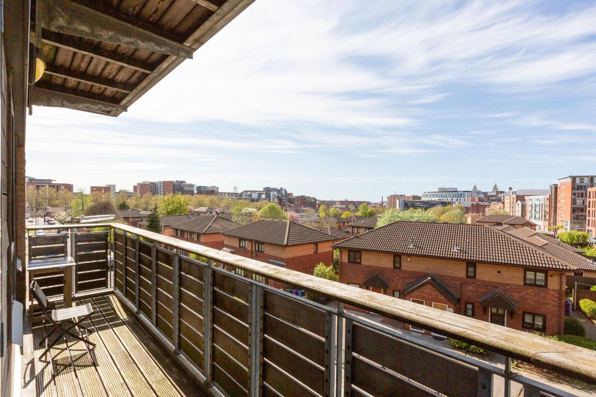Liverpool City Centre Apartments - East Village Exteriér fotografie